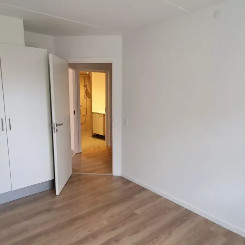Central 4 værelses lejlighed på 114 m² 