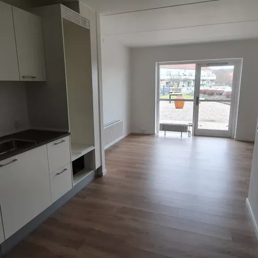 Central 4 værelses lejlighed på 114 m² 